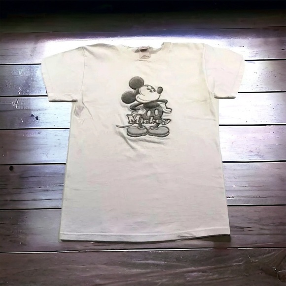 Vintage Disney Store Made in USA White Embroidered Mickey Mouse T-Shirt Size Med - Picture 1 of 7